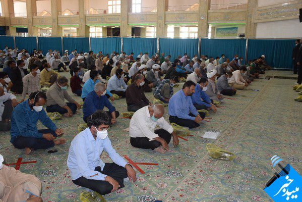 اولین نماز جمعه پس از شیوع کرونا در میبد برگزار شد اولین نماز جمعه پس از شیوع کرونا در میبد برگزار شد