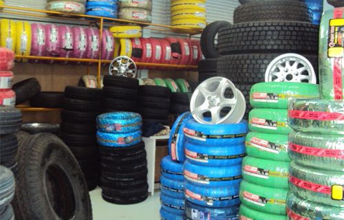 تعطیلی ۳۰۰ لاستیک‌فروشی در یزد با نوسان قیمت ‌و کمبود بازار ‌