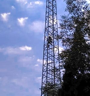 راه اندازی 6 سایت تلفن همراه (BTS) در استان یزد راه اندازی ۶ سایت تلفن همراه (BTS) در استان یزد