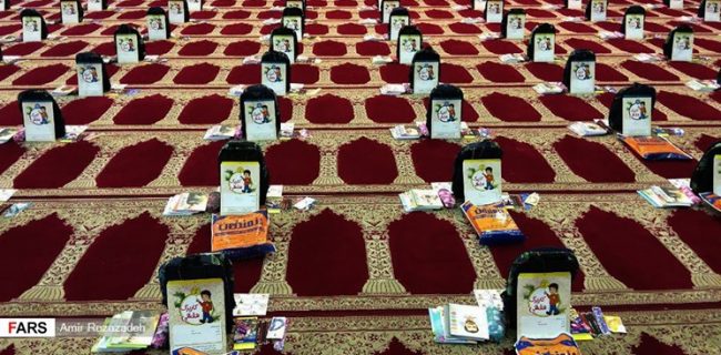 توزیع هزار بسته معیشتی در هفته بسیج اصناف در یزد