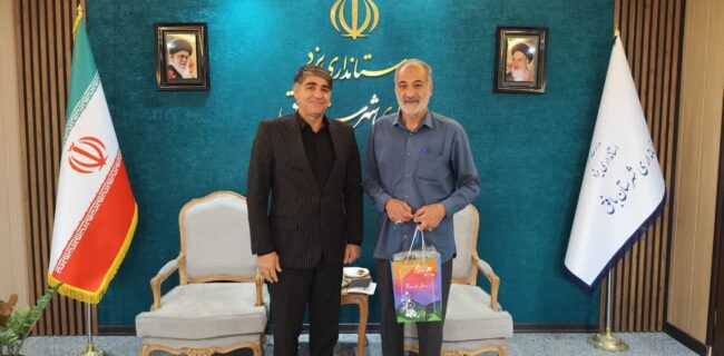 تجلیل از رئیس شورای هیئات مذهبی شهرستان بافق