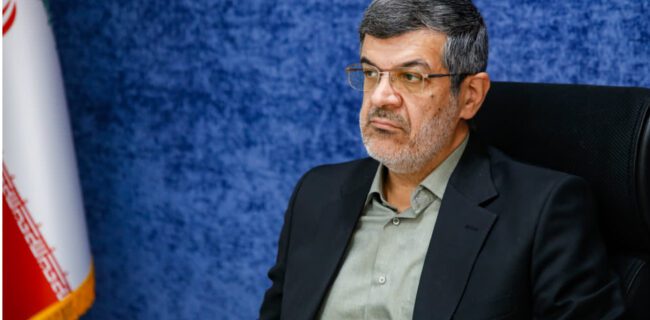 سفر کاری استاندار یزد به تهران با هدف پیگیری پروژههای توسعهای، سرمایهگذاریهای کلان و رفع موانع اقتصادی استان سفر کاری استاندار یزد به تهران با هدف پیگیری پروژههای توسعهای، سرمایهگذاریهای کلان و رفع موانع اقتصادی استان