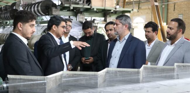 بازدید دادستان یزد و دبیر ستاد اقتصاد مقاومتی قوه قضائیه از صنایع اشکذر بازدید دادستان یزد و دبیر ستاد اقتصاد مقاومتی قوه قضائیه از صنایع اشکذر