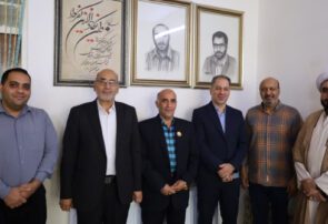 دیدار صمیمانه مدیرکل آموزش و پرورش استان با جانباز فرهنگی محمدرضا عسکری