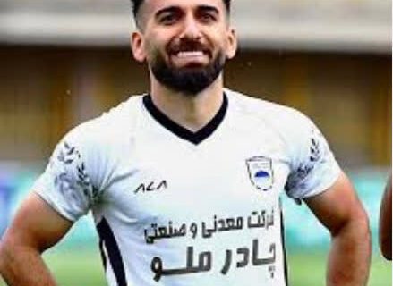 دعوت بازیکن چادرملوی اردکان به تیم ملی فوتبال دعوت بازیکن چادرملوی اردکان به تیم ملی فوتبال