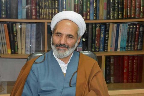 حرکت نیروی دریایی سپاه نشان از اقتدار ایران دارد حرکت نیروی دریایی سپاه نشان از اقتدار ایران دارد