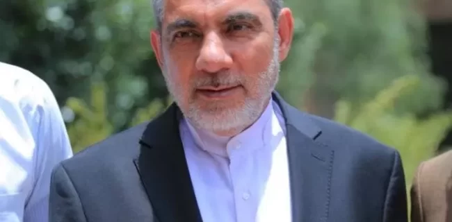 پیام وزیر امور خارجه به مناسبت شهادت سفیر جمهوری اسلامی ایران در یمن پیام وزیر امور خارجه به مناسبت شهادت سفیر جمهوری اسلامی ایران در یمن