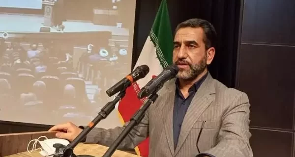فرمانداران به جوانان اعتماد کنند فرمانداران به جوانان اعتماد کنند
