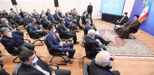 موفقیت ها در گرو میدان داری مردم است موفقیت ها در گرو میدان داری مردم است