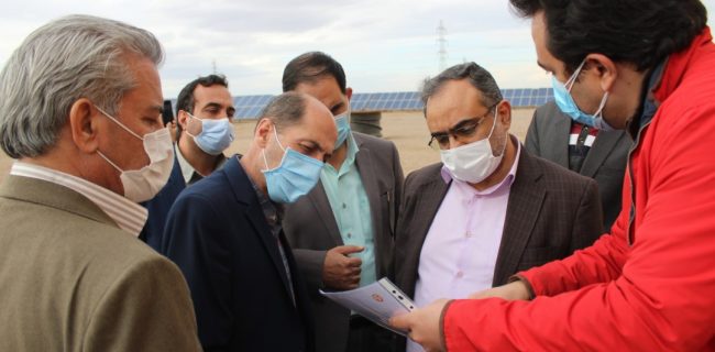 بازدید رئیس ساتبا از نیروگاه های خورشیدی استان یزد بازدید رئیس ساتبا از نیروگاه های خورشیدی استان یزد