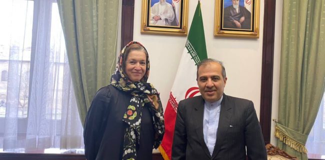 دیدار و گفتگوی نماینده ویژه نروژ در امور یمن با مشاور ارشد وزیر امور خارجه دیدار و گفتگوی نماینده ویژه نروژ در امور یمن با مشاور ارشد وزیر امور خارجه