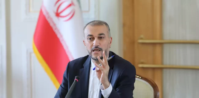 نشست هم اندیشی وزیر امور خارجه کشورمان با مدیران مسئول رسانهها نشست هم اندیشی وزیر امور خارجه کشورمان با مدیران مسئول رسانهها