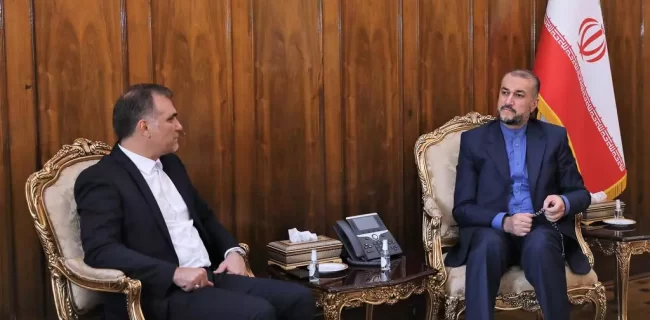 دیدار سرپرست فدراسیون فوتبال کشورمان با وزیر امور خارجه دیدار سرپرست فدراسیون فوتبال کشورمان با وزیر امور خارجه