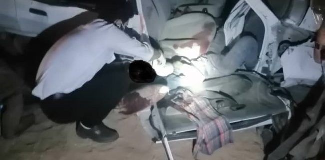 واژگونی پراید در محور میبد به اردکان 4 مصدوم برجای گذاشت واژگونی پراید در محور میبد به اردکان ۴ مصدوم برجای گذاشت