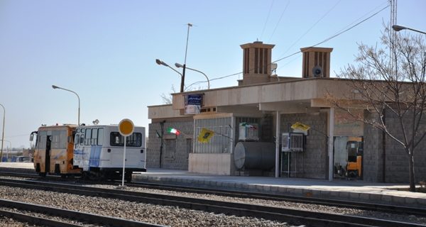 زخم کهنه ایستگاه راه آهن بر پیکر اشکذر زخم کهنه ایستگاه راه آهن بر پیکر اشکذر