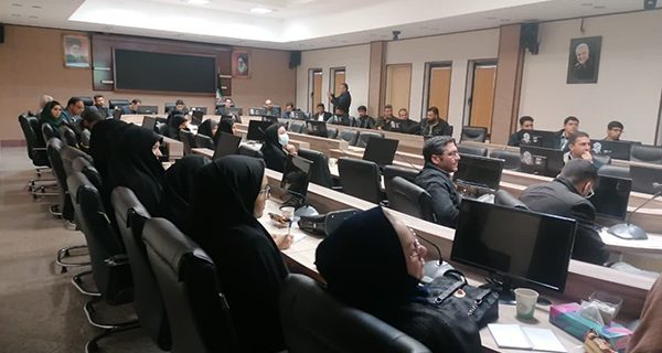 برگزاری سمینار «ضرورت و اهمیت لوگو و برندینگ در یک کسب و کار موفق» در ابرکوه برگزاری سمینار «ضرورت و اهمیت لوگو و برندینگ در یک کسب و کار موفق» در ابرکوه