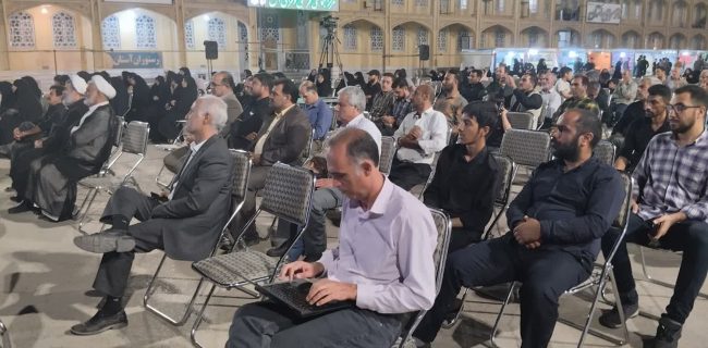 برگزاری دومین یادواره 13 شهید رسانه استان یزد+عکس برگزاری دومین یادواره ۱۳ شهید رسانه استان یزد+عکس
