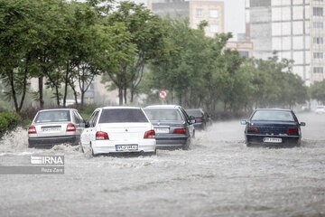 آماده‌باش نیروهای امدادی در غرب مازندران