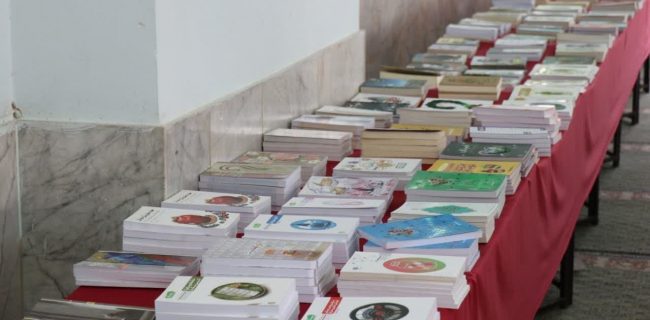 برپایی نمایشگاه کتاب در روستا‌های مهریز