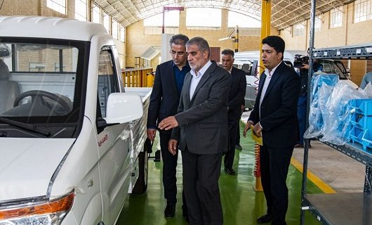 خط تولید ون ۱۱ نفره در یزد راه اندازی شد