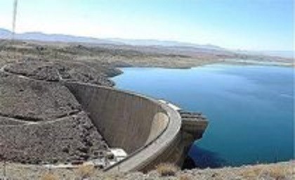 خروجی سد زاینده رود افزایش می یابد خروجی سد زاینده رود افزایش می یابد