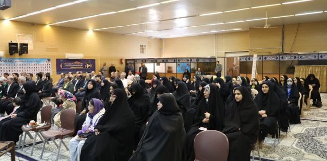 برگزاری اجلاسیه بزرگداشت شهدا در یزد