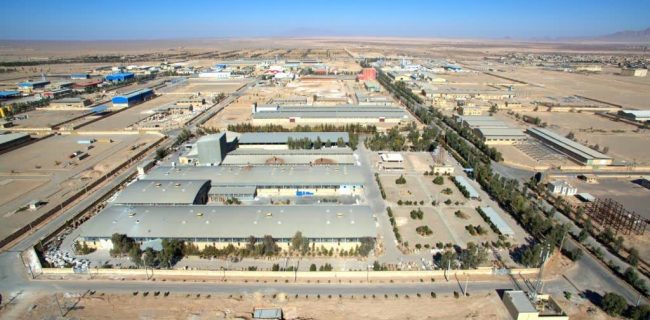 عدم تامین تجهیزات مورد نیاز شهرک صنعتی تهدیدی جدی برای شهر یزد است عدم تامین تجهیزات مورد نیاز شهرک صنعتی تهدیدی جدی برای شهر یزد است