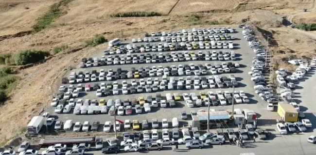 پارکینگهای پیرانشهر آماده پذیرش ۵۰ هزار دستگاه خودرو زائران اربعین پارکینگهای پیرانشهر آماده پذیرش ۵۰ هزار دستگاه خودرو زائران اربعین