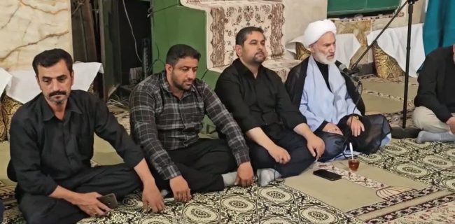 دیدار فرمانده و جمعی از نیروهای ناحیه مقاومت بسیج اشکذر با امام جمعه خضرآباد