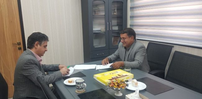 دانشگاه آزاد اسلامی واحد اشکذر با مرکز تحقیقات بیولوژی سلول های بنیادی تفاهـم نامه همكاری امضا کرد دانشگاه آزاد اسلامی واحد اشکذر با مرکز تحقیقات بیولوژی سلول های بنیادی تفاهـم نامه همكاری امضا کرد