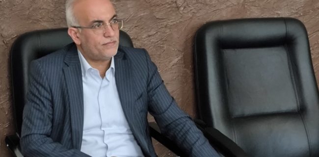 دعوت رئیس دانشگاه آزاد اسلامی یزد از شاعران برای ارسال آثار دعوت رئیس دانشگاه آزاد اسلامی یزد از شاعران برای ارسال آثار