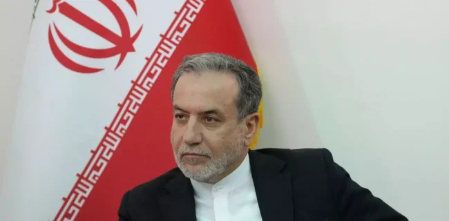 به توافق با عمان درباره مسیر تردد در تنگه هرمز نزدیکیم به توافق با عمان درباره مسیر تردد در تنگه هرمز نزدیکیم