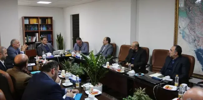 به‌عنوان مجری انتخابات در حال پیش بردن فرآیند براساس جدول زمان‌بندی هستیم