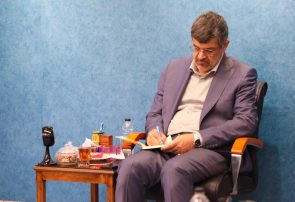 استاندار یزد روز خبرنگار را به اصحاب رسانه و فعالان اطلاع‌رسانی تبریک گفت
