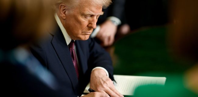 پس‌لرزه‌های بازگشت ترامپ؛ یک بخش از دولت فدرال تعطیل شد
