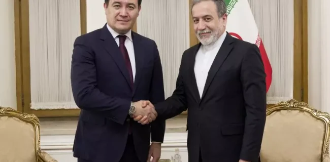 دیدار معاون وزیر خارجه قزاقستان با وزیر امور خارجه
