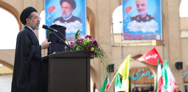یزدی ها برای ایران پیام آور تولید حداکثری و مصرف حداقلی باشند