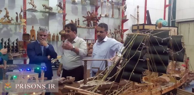 بازدید مدیر انجمن حمایت زندانیان یزد از مجموعه اشتغال و حرفه‌آموزی زندان مرکزی