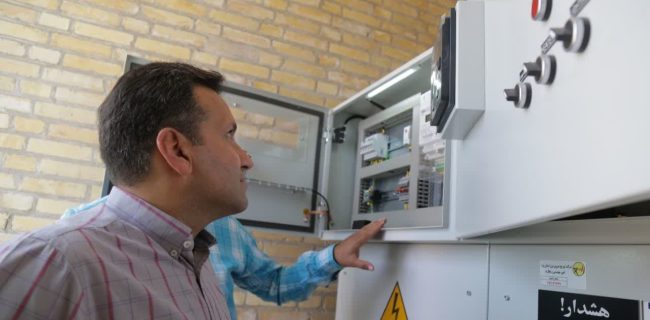 فاز نخست نیروگاه خورشیدی سرآمدان توسعه انرژی پایدار ابرکوه وارد مدار شد فاز نخست نیروگاه خورشیدی سرآمدان توسعه انرژی پایدار ابرکوه وارد مدار شد