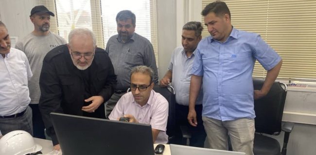 سنکرون نخستین نیروگاه صددرصد ایرانی مقیاس متوسط در ری با حضور وزیر نیرو سنکرون نخستین نیروگاه صددرصد ایرانی مقیاس متوسط در ری با حضور وزیر نیرو