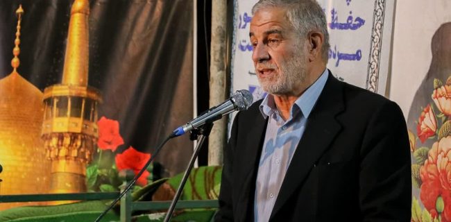 دشمن به دنبال دوقطبیسازی در جامعه و گرفتن دستاوردهای انقلاب است دشمن به دنبال دوقطبیسازی در جامعه و گرفتن دستاوردهای انقلاب است