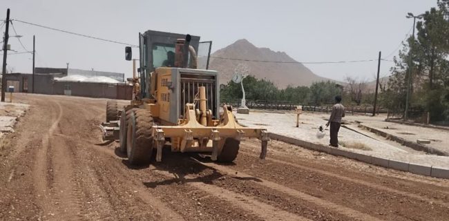 آغاز عملیات بهسازی معابر روستاهای دهستان سبزدشت