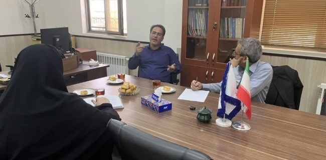 بازدید معاون سیاسی فرماندار از اداره منابع آب ابرکوه بازدید معاون سیاسی فرماندار از اداره منابع آب ابرکوه