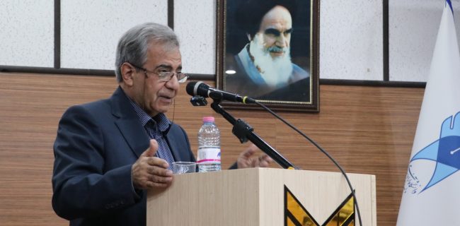 بدون صلح و امنیت، توسعه گردشگری کویر ممکن نیست / کویر ایران باید در مقیاس جهانی دیده شود