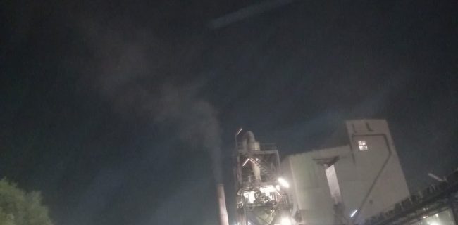 تشدید نظارت و پایش های زیست محیطی شهرستان اردکان در ایام اعمال محدودیت انرژی واحدهای صنعتی تشدید نظارت و پایش های زیست محیطی شهرستان اردکان در ایام اعمال محدودیت انرژی واحدهای صنعتی