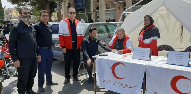 حضور فرماندار تفت در ایستگاه سلامت هلال احمر همزمان با مراسم اربعین حسینی