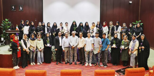 اختتامیه عکسواره عکاسی اردکان از نگاه من برگزار شد