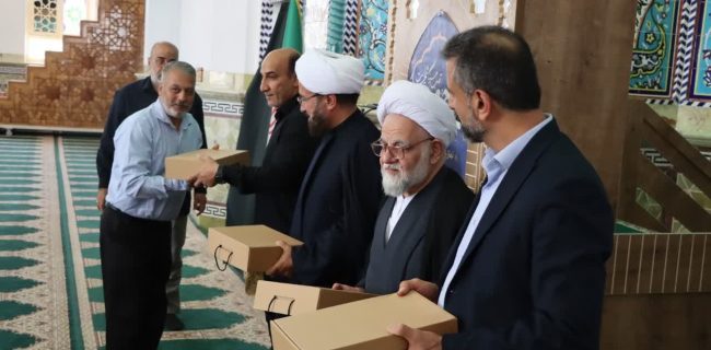 تجلیل از دانشجوی آزاده دانشگاه آزاد اسلامی اشکذر در نماز جمعه