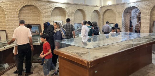 استقبال گردشگران داخلی و خارجی از موزه آب استقبال گردشگران داخلی و خارجی از موزه آب