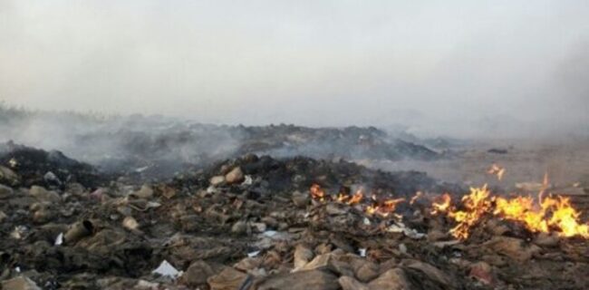 شهروندان زباله سوزی را به شماره ۱۳۷ شهرداری اطلاع دهند شهروندان زباله سوزی را به شماره ۱۳۷ شهرداری اطلاع دهند
